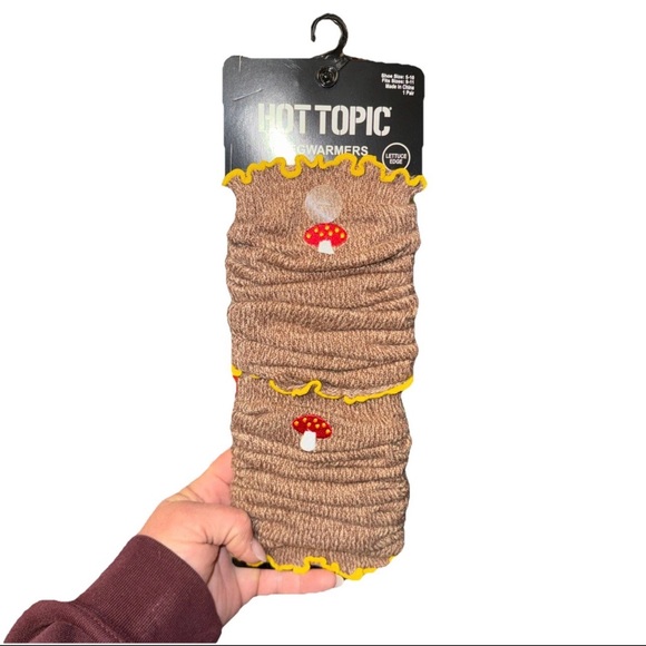 Hot Topic Leg warmers Mushroom Tan Lettuce Edge Size 9-11 Cottagecore Bohemian - Picture 5 of 5
